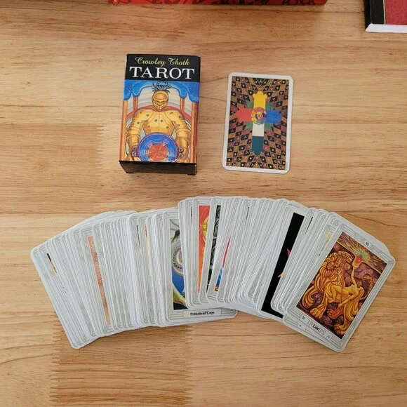 The Complete Tarot Kit - Picture 4 of 9
